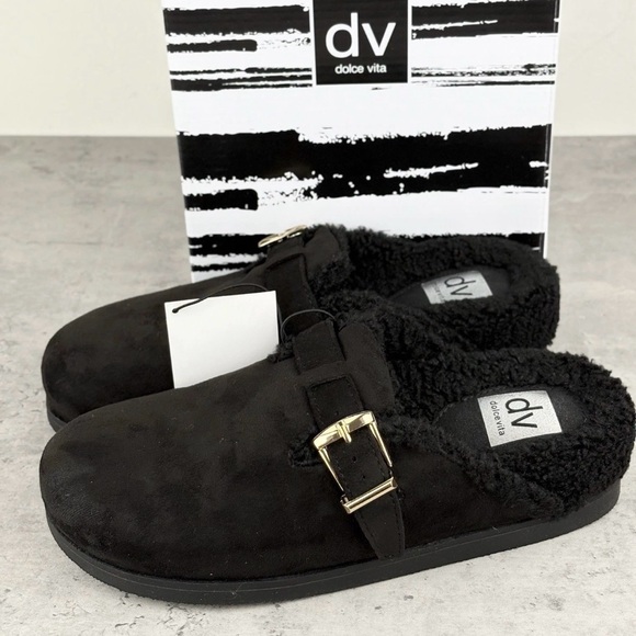 DV by Dolce Vita Shoes - New DV By Dolce Vita Women’s cozy slide black Size 11 New In Box Cozy Slip On